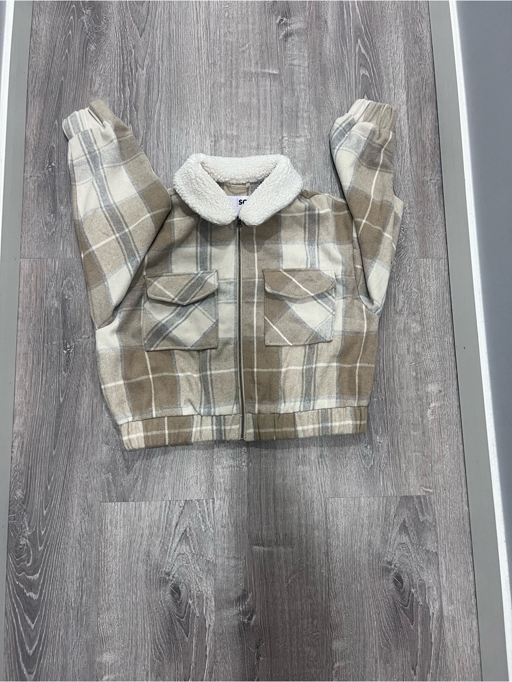 Woman’s Plaid Sherpa Collar Jacket - Beige Plaid